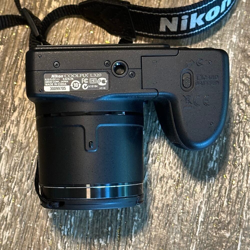 Nikon CoolPix L320 Digital Camera 16.1MP 26X Black Case Strap - Picture 8 of 10